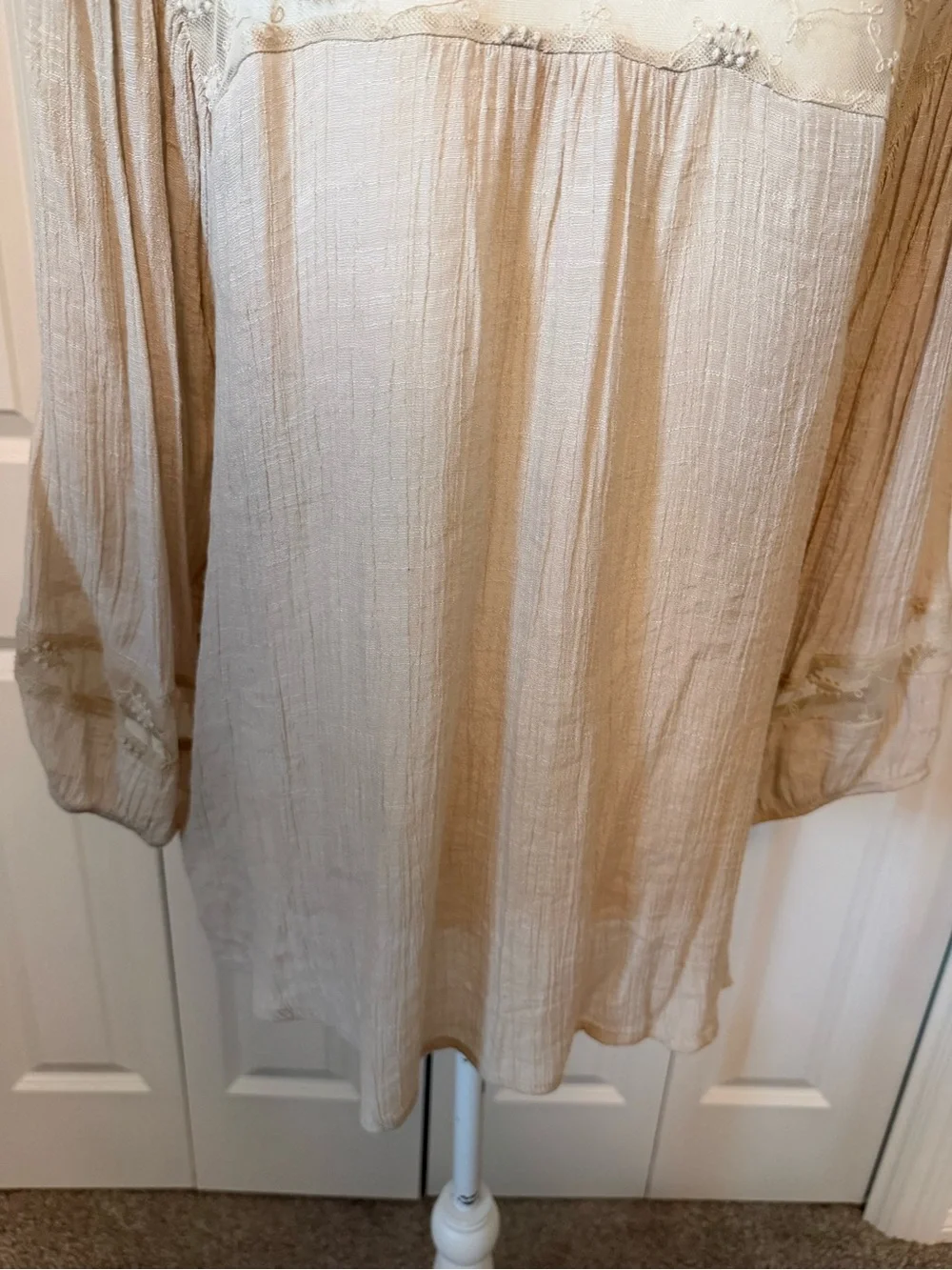 Hannah Crochet Yoke Boho Blouse Size
Large VGUC - Picture 13 of 16